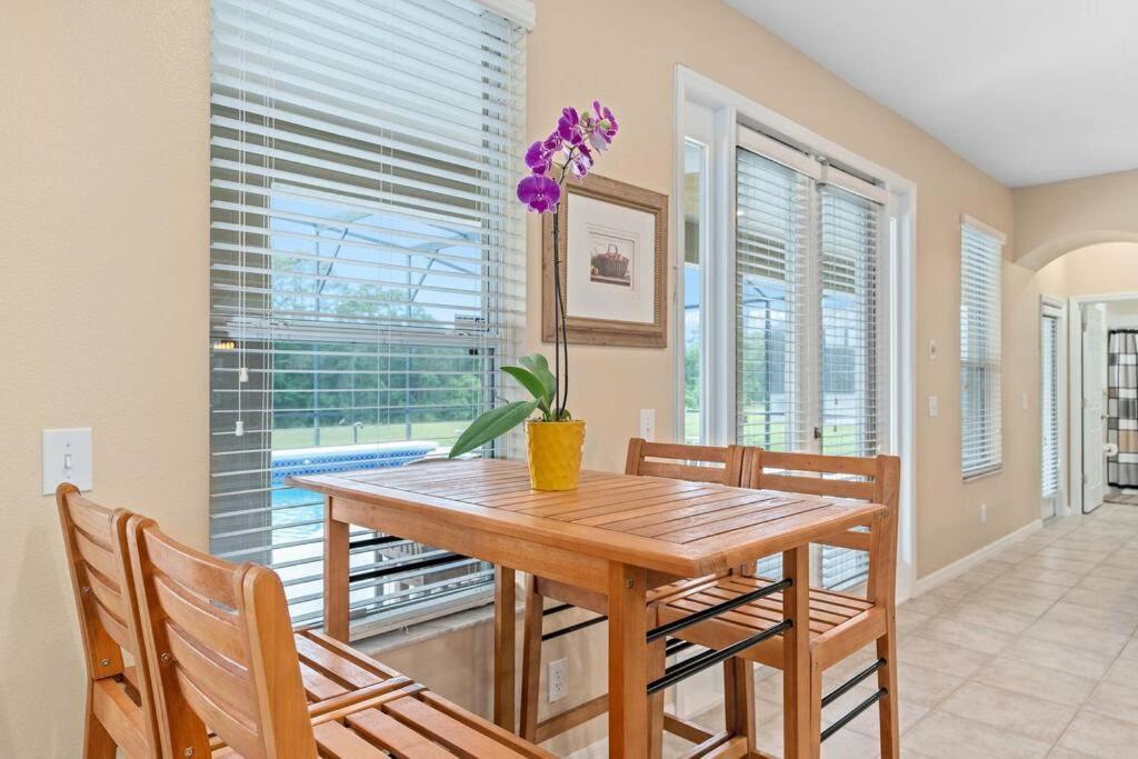Lakeview W/8 Bedroom 5 Kingsuite 3 Miles To Disney Киссимми Экстерьер фото