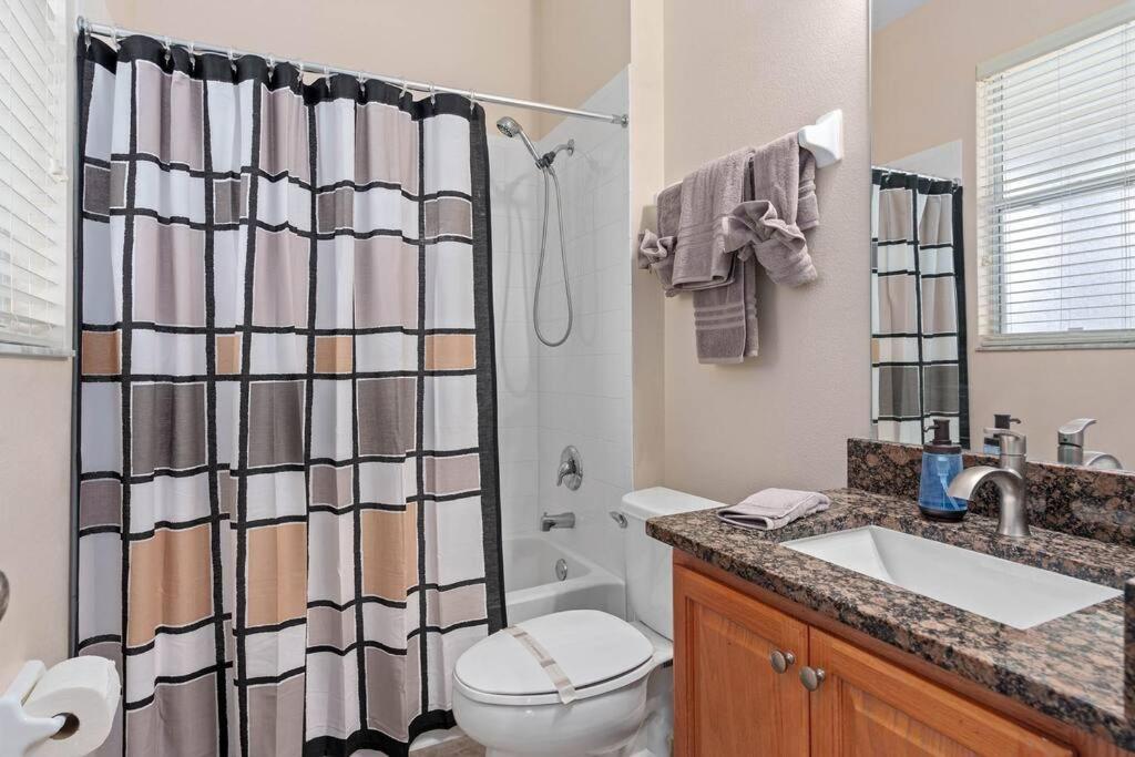 Lakeview W/8 Bedroom 5 Kingsuite 3 Miles To Disney Киссимми Экстерьер фото